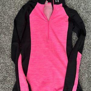 Underarmour 3/4 zip. Like new condition